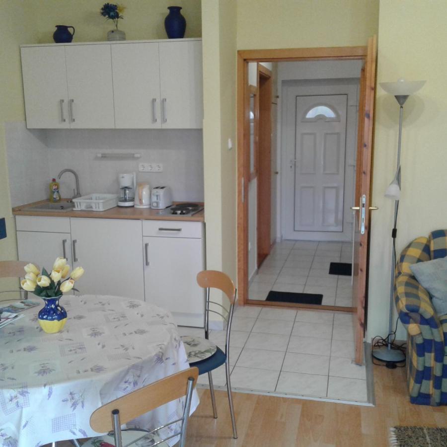Molnar Apartman Хевиз Экстерьер фото