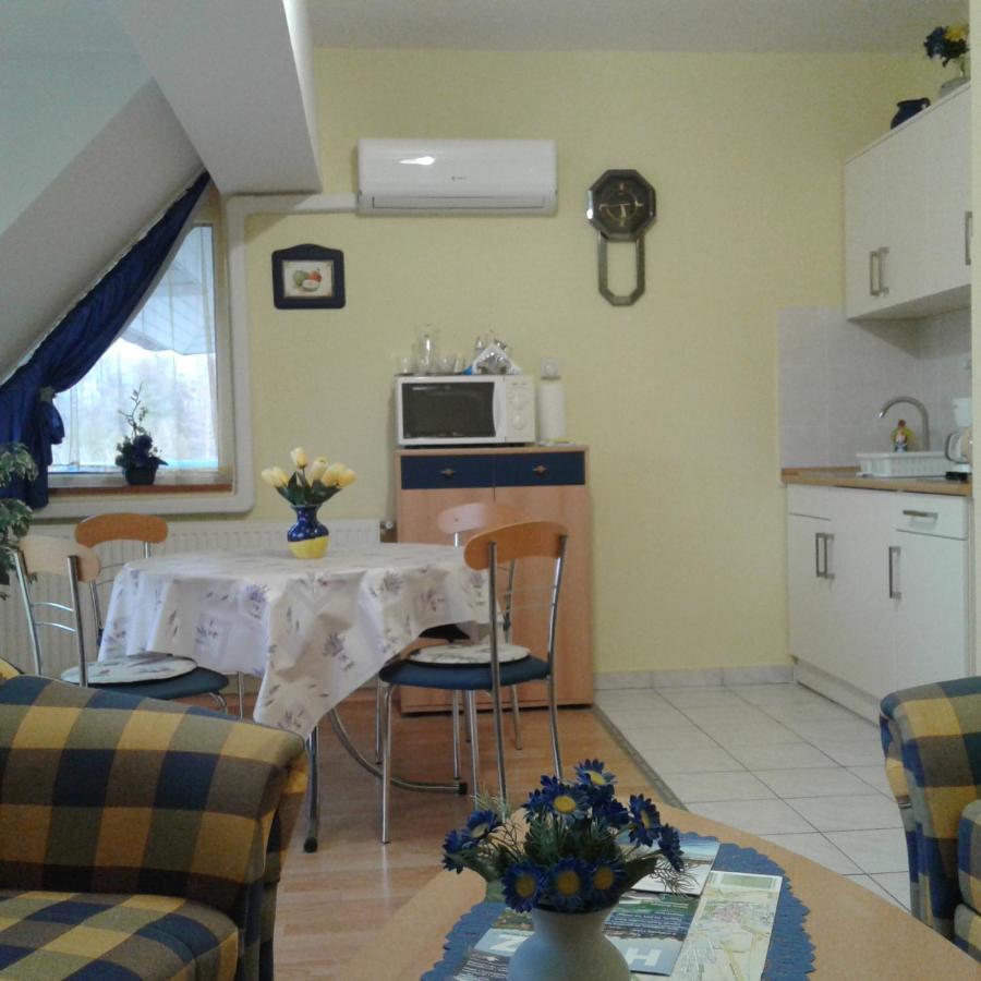 Molnar Apartman Хевиз Экстерьер фото